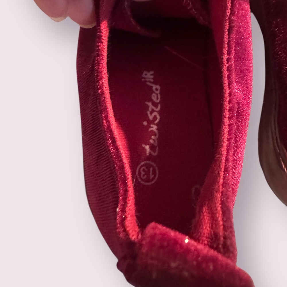 Girls Twisted Maroon Velvet Lace Up Shoes Sneakers Size 13 - Picture 6 of 7